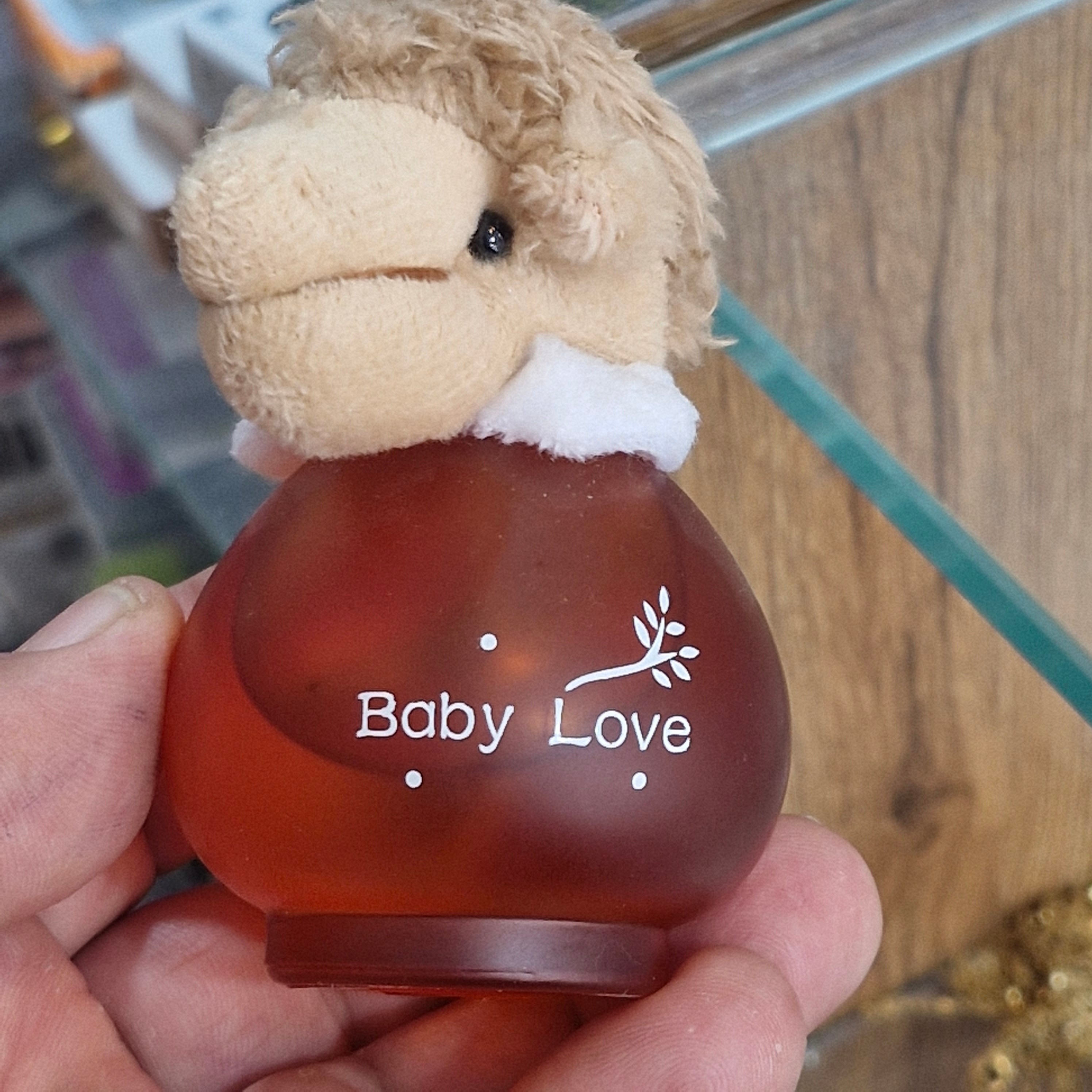 ادکلن baby. Love بچگانه
