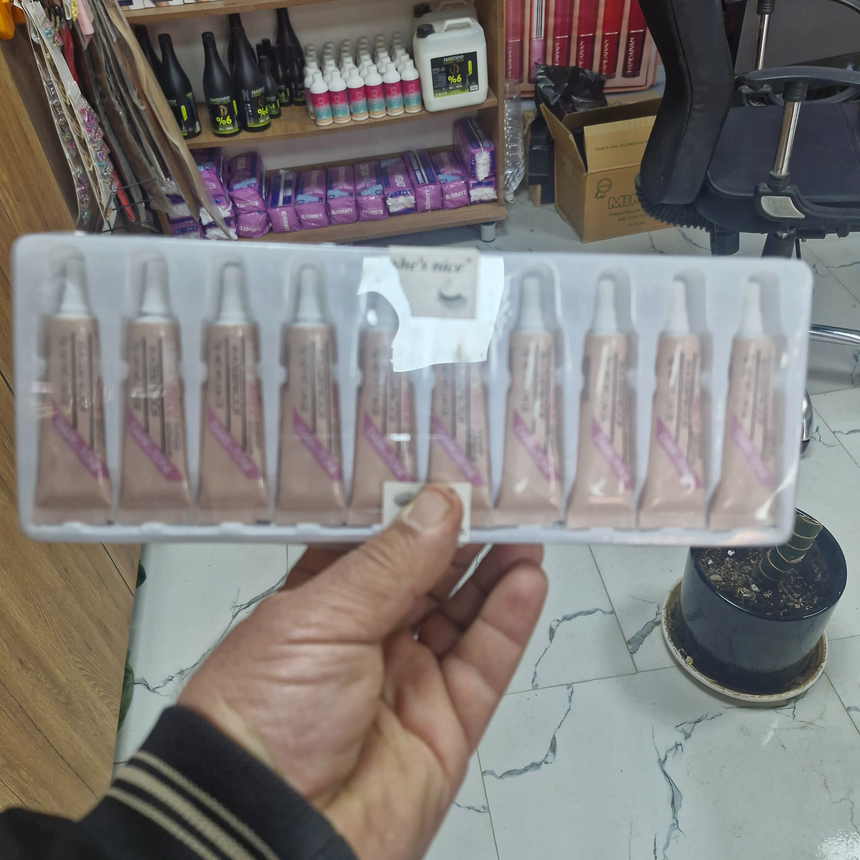 چسب مژه درک تون