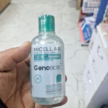 محلول پاک کننده ارایش ژنو بایوتیک مناسب پوستهای چرب ومختلط و صورت ولب ودورچشم میسلاواتر