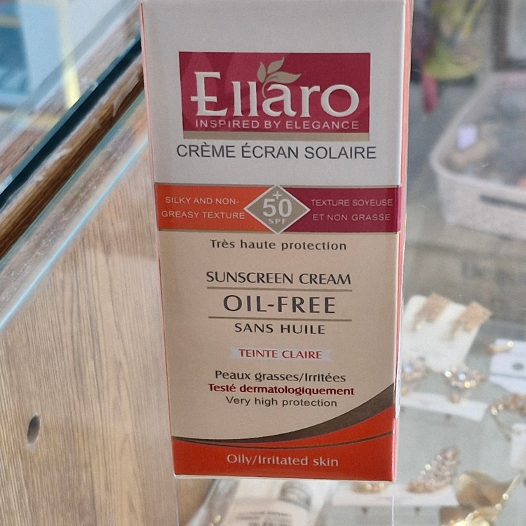 کرم ضد آفتاب الارو برای پوست چرب(بژ روشن)50spf