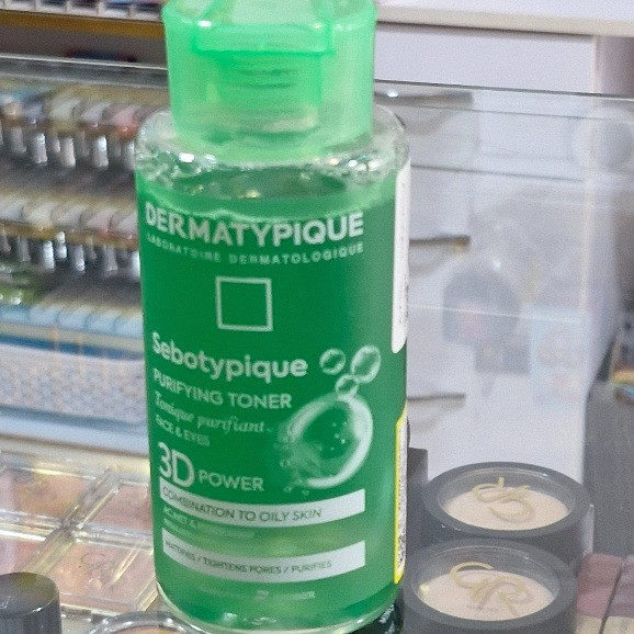 تونر صورت مناسب پوستهای مختلط و چرب درماتیپیک سبو تیپیک