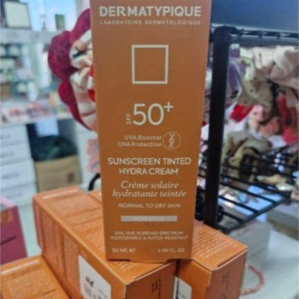 ضد افتاب رنگی پوست خشک درماتیپیک رز بژSPF 50