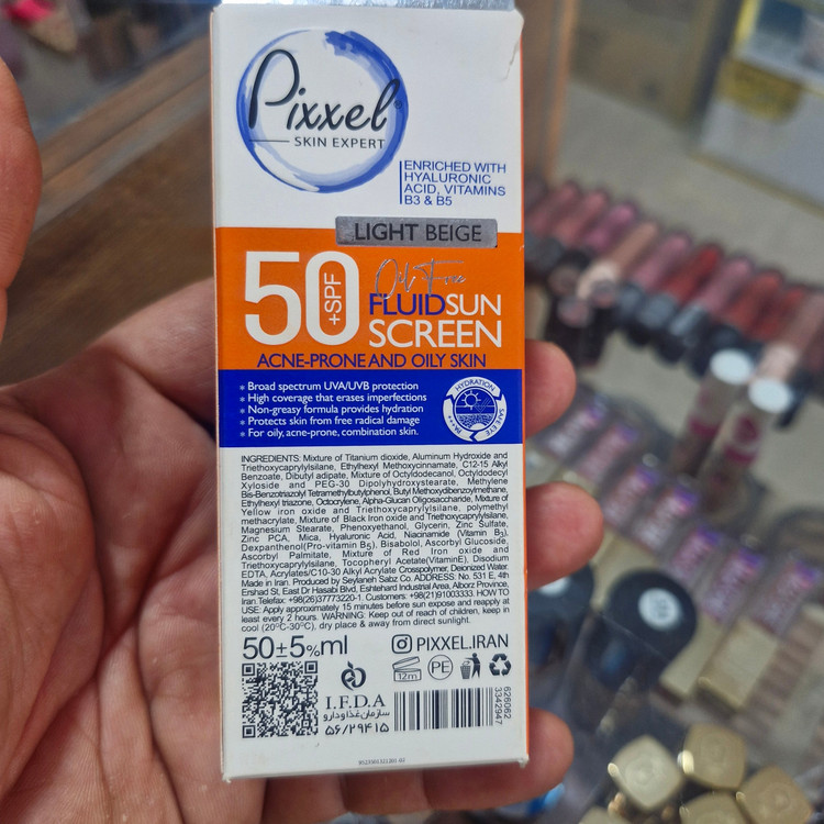 کرم ضد افتاب بژ روشن پوستهای چرب جوشدار ومختلط پیکسل spf50